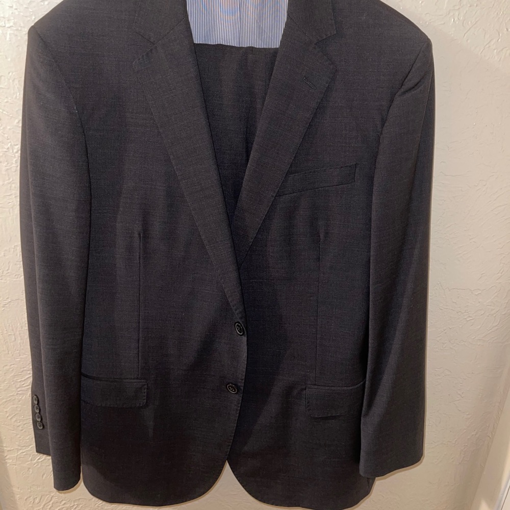 Men’s suit